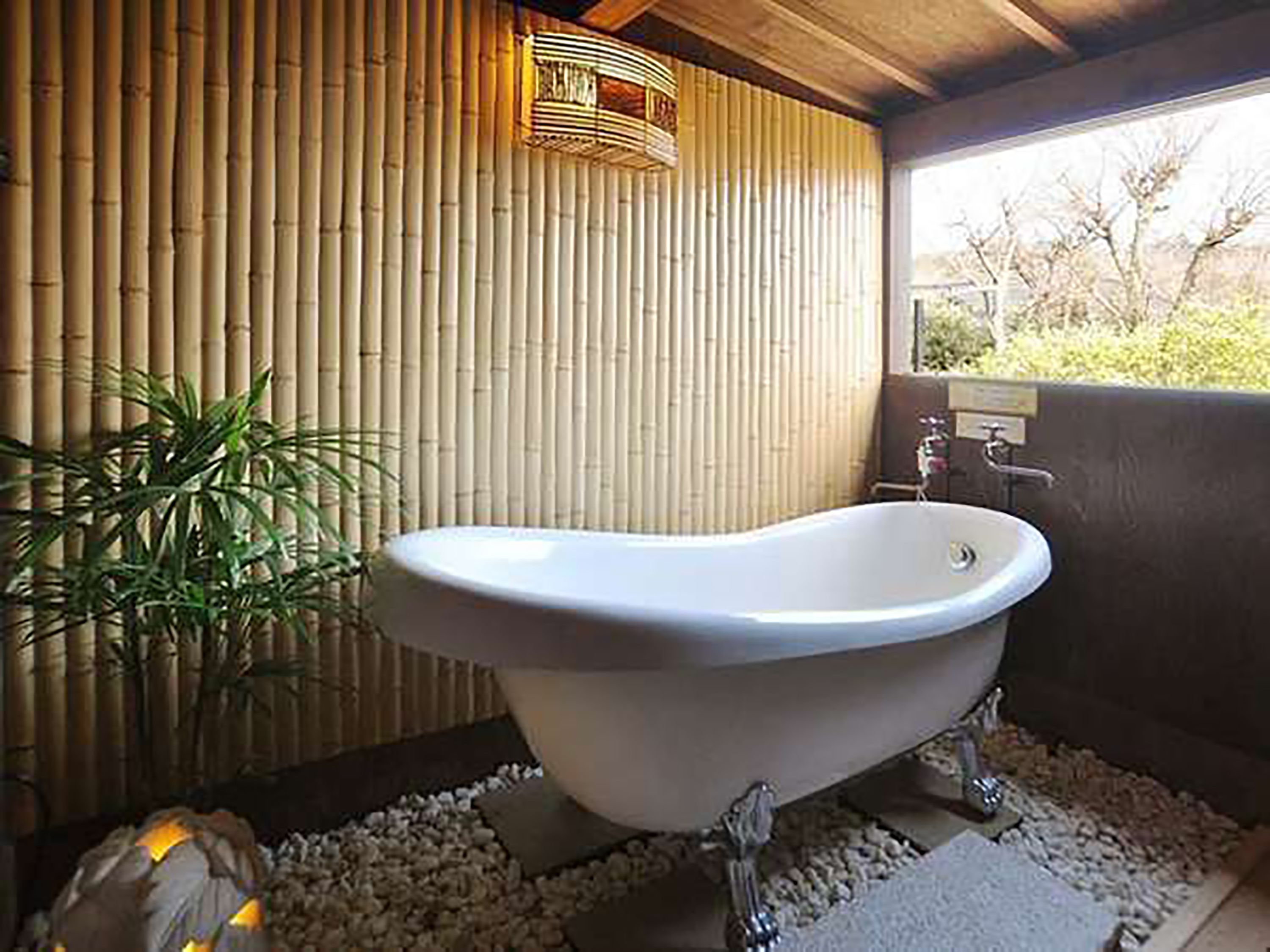 japanese western twin room with open-air bath, non smoking | bathroom | combined shower/bathtub, free toiletries, hair dryer, slippers