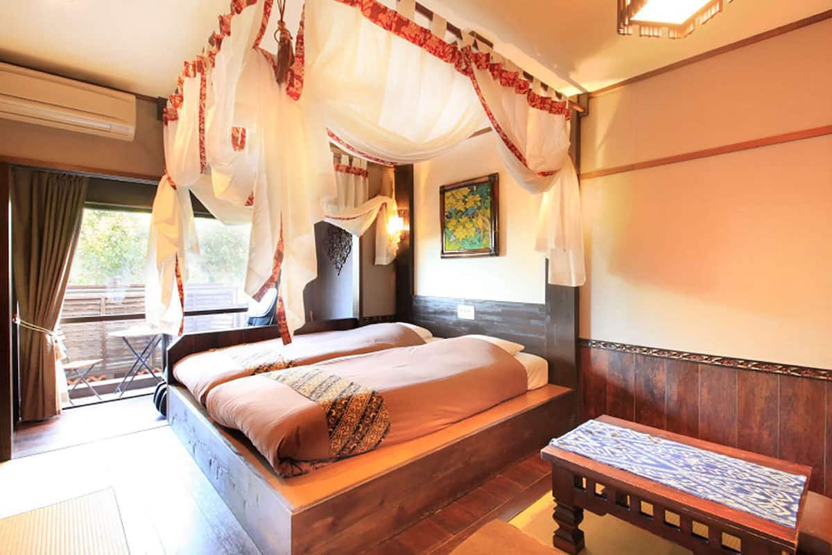 japanese western twin room with open-air bath, non smoking | in-room safe, free wifi