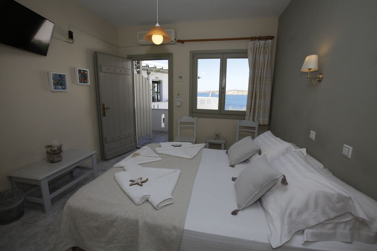 Double or Twin Room, Sea View | Premium bedding, memory foam beds, in-room safe, soundproofing