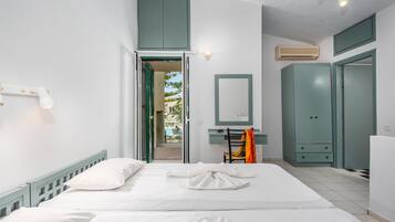 In-room safe, iron/ironing board, free WiFi, bed sheets