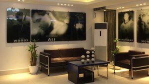 Interior entrance - Icon Hotel Timog (Quezon City)