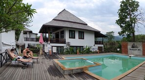 Outdoor pool - Pai Yododo Resort (Pai)