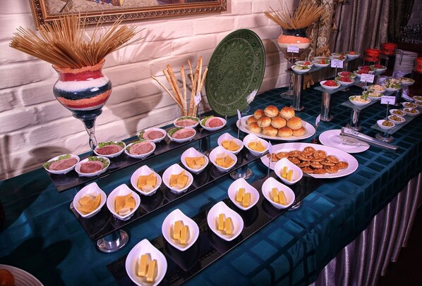 Buffet - Sharq Hotel (Tashkent)