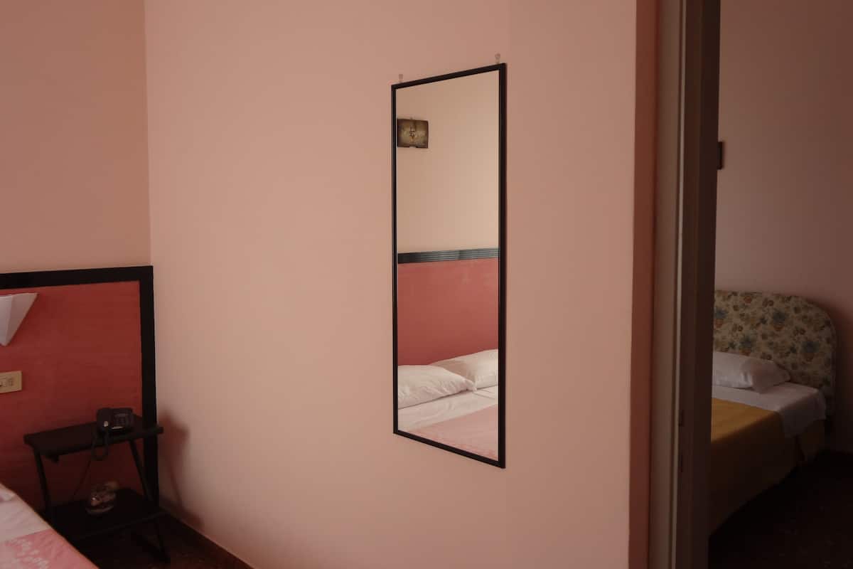 Family Quadruple Room, 2 Bedrooms | Room amenity