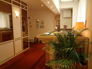Reception - Hotel Nettuno (Porto San Giorgio)