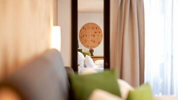 Familienzimmer | Allergikerbettwaren, Zimmersafe, Schreibtisch, kostenloses WLAN