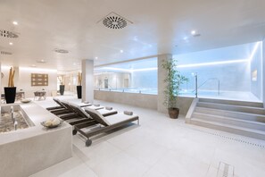 Couples treatment rooms, sauna, hot tub, steam room, hot springs - Hotel Riu Garoé (Puerto de la Cruz)