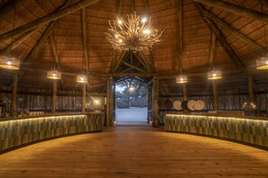Dining - Mogotlho Safari Lodge (Maun)
