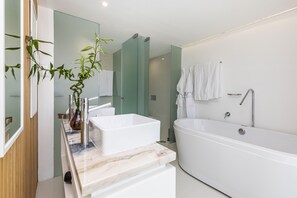 Bathroom - Algarve Race Resort Hotel (Portimão)