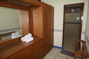 Dusche, kostenlose Toilettenartikel