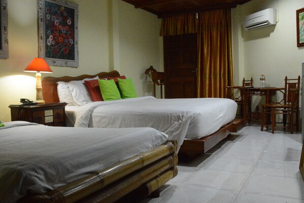 Family Room | Meja, langsir/tirai gelap terus, Wi-fi percuma 