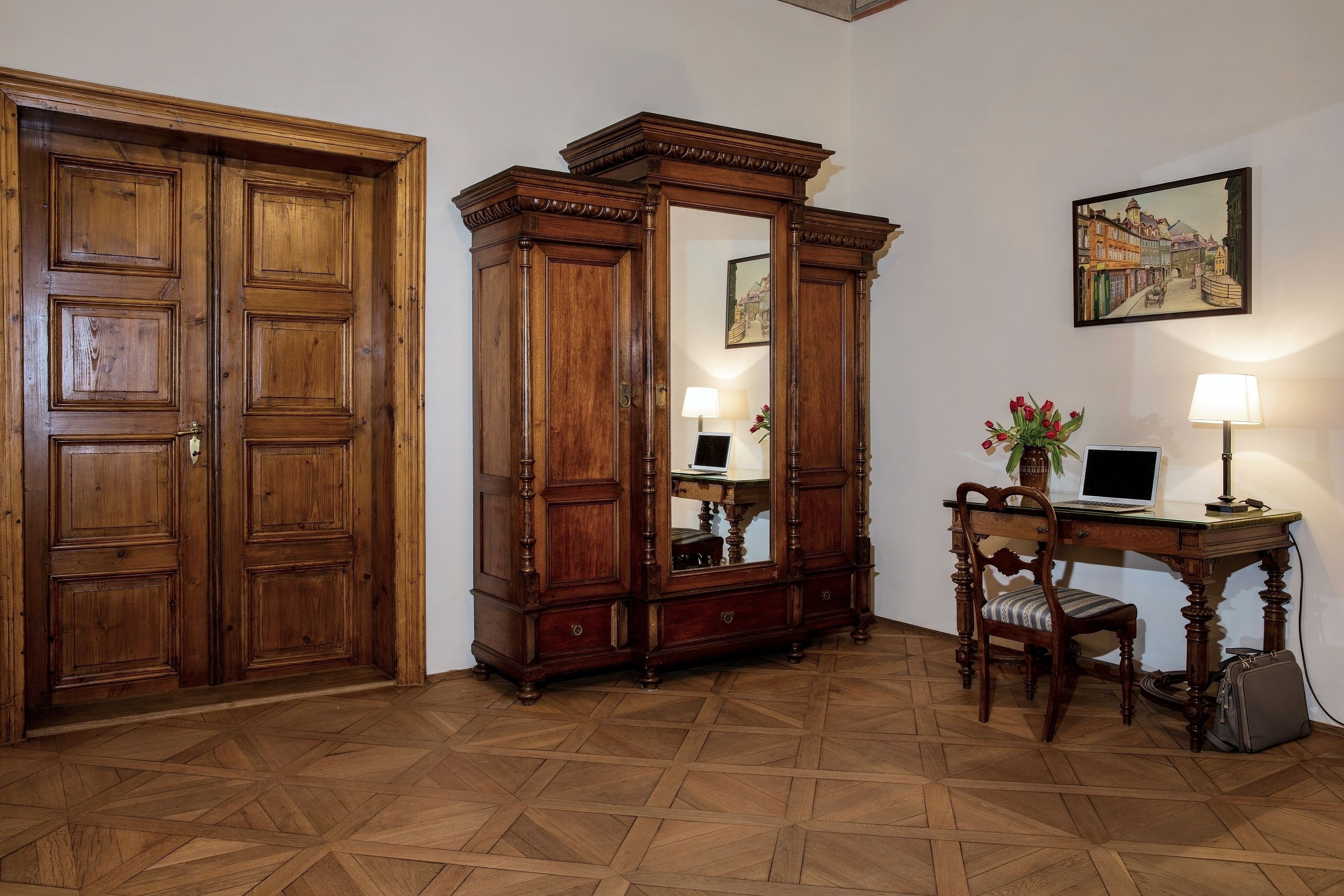 luxury apartment, 2 bedrooms, balcony | 1 bedroom, hypo-allergenic bedding, memory-foam beds, in-room safe