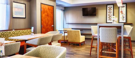 Petit déjeuner buffet compris tous les jours