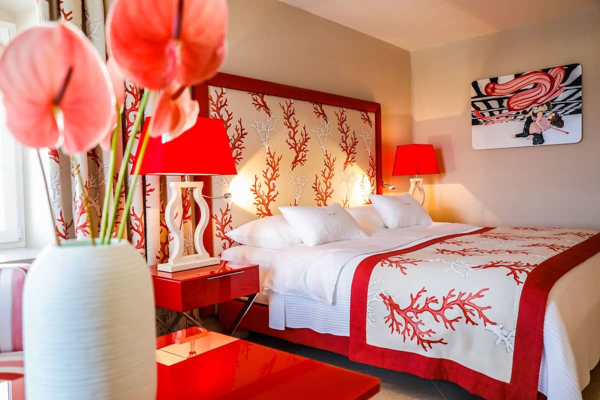 Economy Double Room | Egyptian cotton sheets, premium bedding, pillow-top beds, minibar
