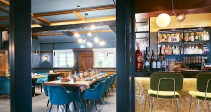 Meinsbur Boutique Hotel