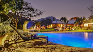 Outdoor pool, sun loungers