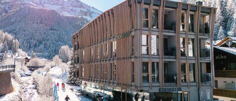 Fachada de la propiedad