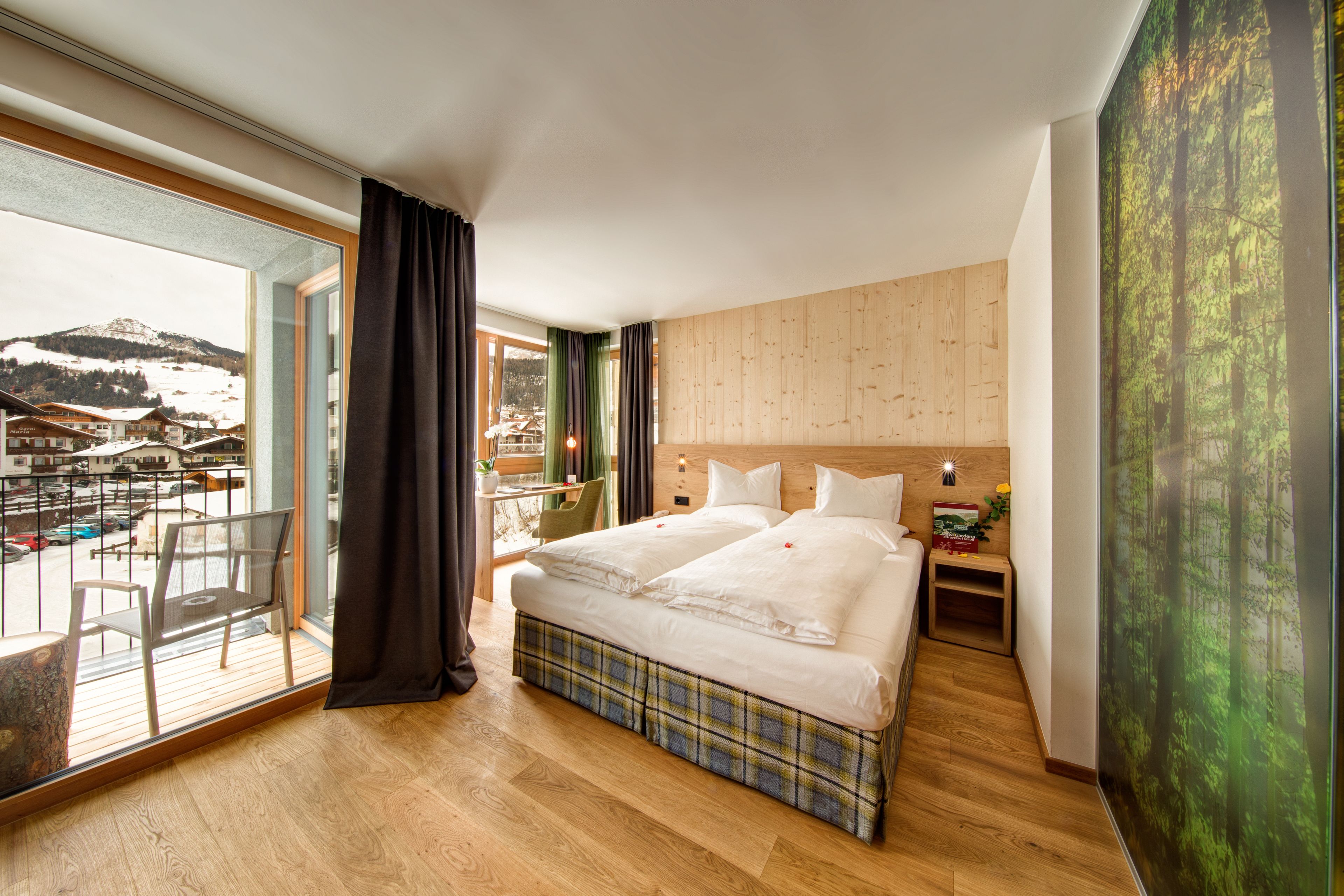 1 bedroom, minibar, in-room safe, individually decorated