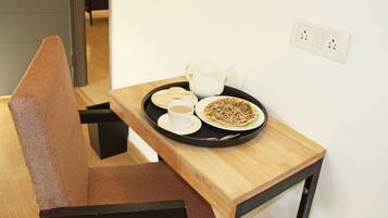 Free daily continental breakfast