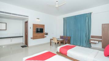 Standard Double or Twin Room | Private kitchen