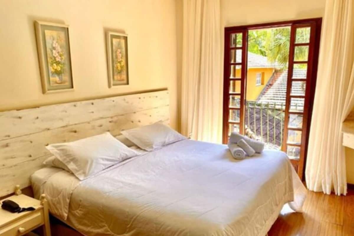 Minibar, blackout drapes, iron/ironing board, free WiFi