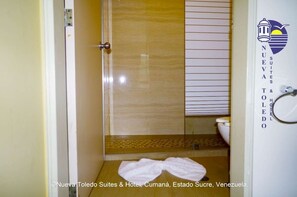 Bañera con ducha