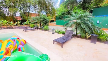 Alberca al aire libre