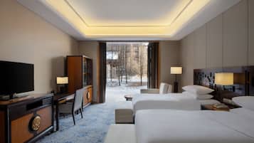Twin Room, 2 Twin Beds, Courtyard View | Down comforters, minibar, in-room safe, desk
