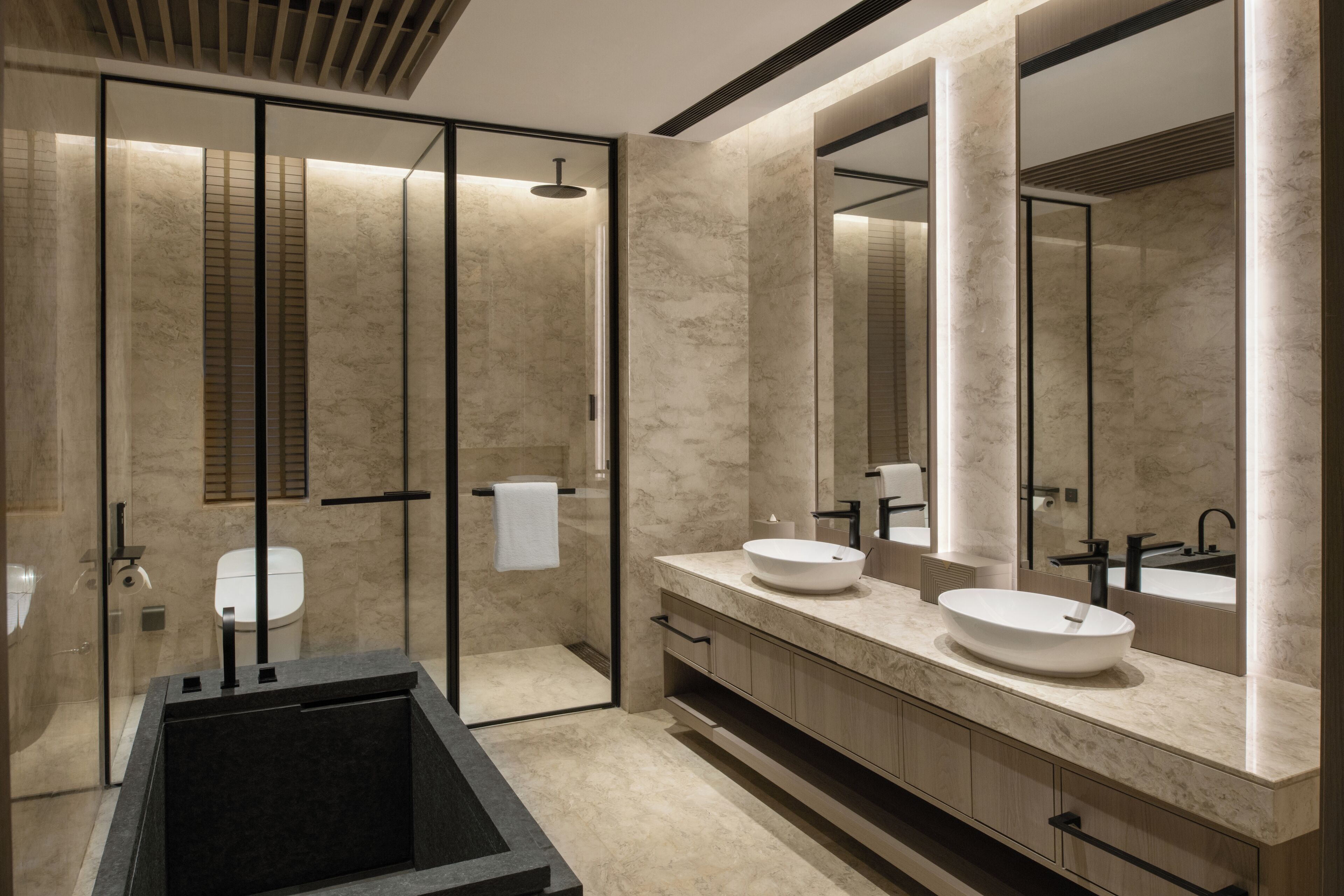 room, 1 king bed | bathroom | separate bathtub and shower, hair dryer, bathrobes, towels