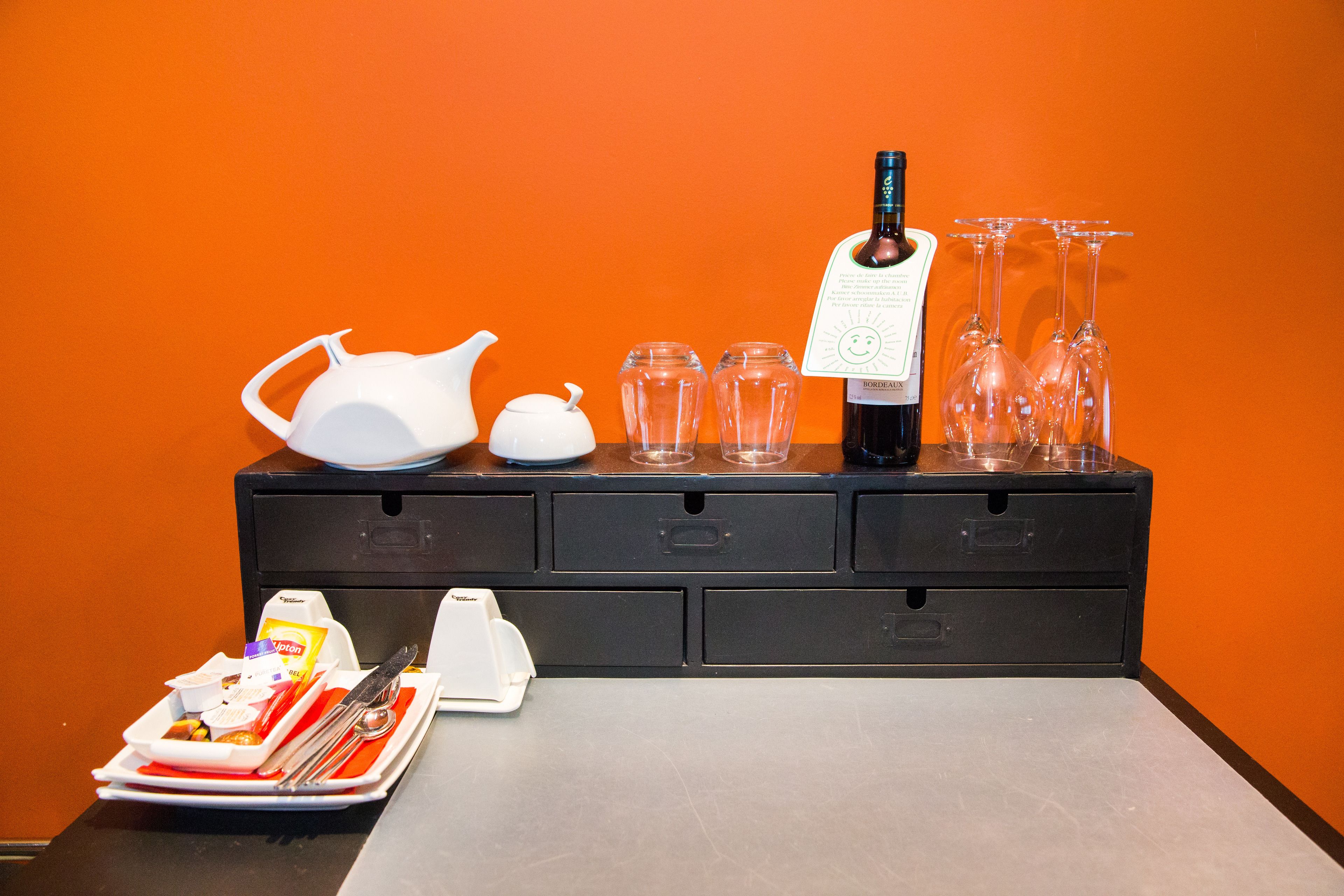 suite | minibar, individually decorated, individually furnished, desk