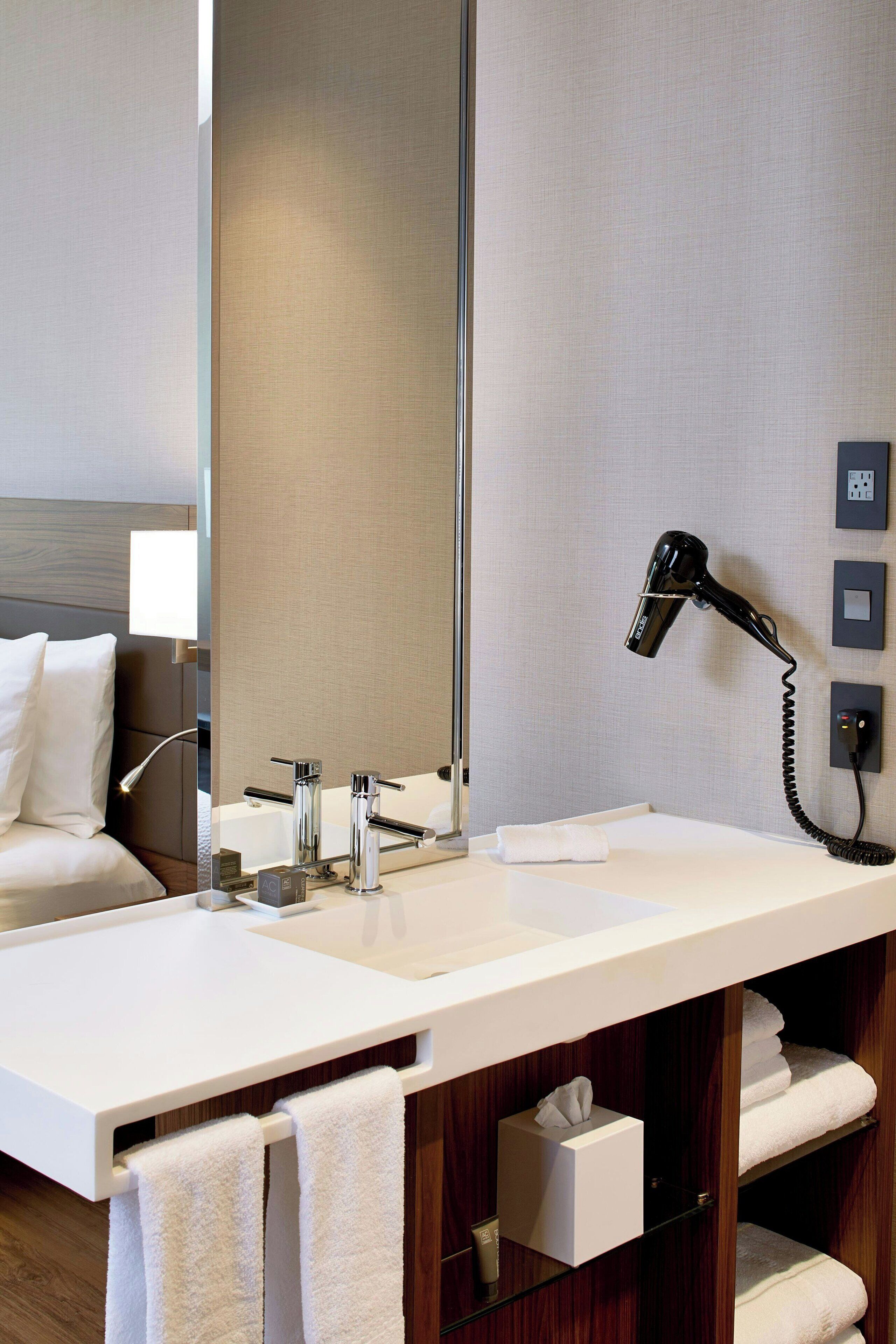 room, 1 king bed | bathroom | shower, rainfall showerhead, hair dryer, bathrobes