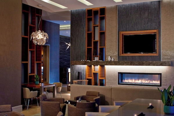 Cocktail bar