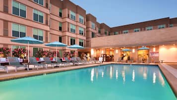 Outdoor pool, pool umbrellas