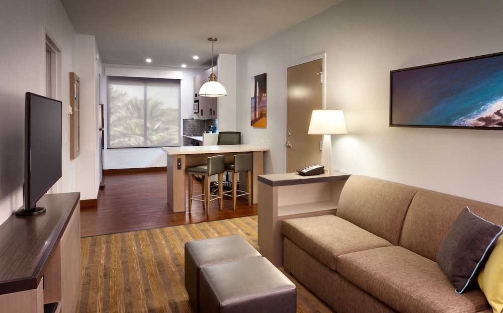 Hyatt House at Anaheim Resort/Convention Center by null