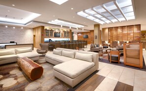 Lobby - Hyatt House at Anaheim Resort/Convention Center (Anaheim)