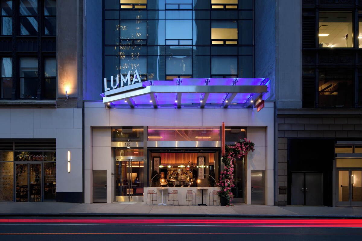 LUMA Hotel Times Square