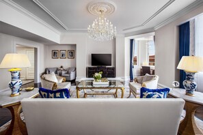 Suite, 1 Bedroom | Living area - Waldorf Astoria Washington DC (Washington)