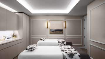 Couples treatment rooms, body treatments, hot stone massages