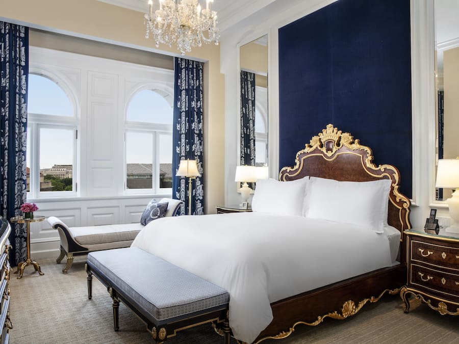 Superior Studio Suite, 1 King Bed | Egyptian cotton sheets, premium bedding, down duvets, pillow-top beds