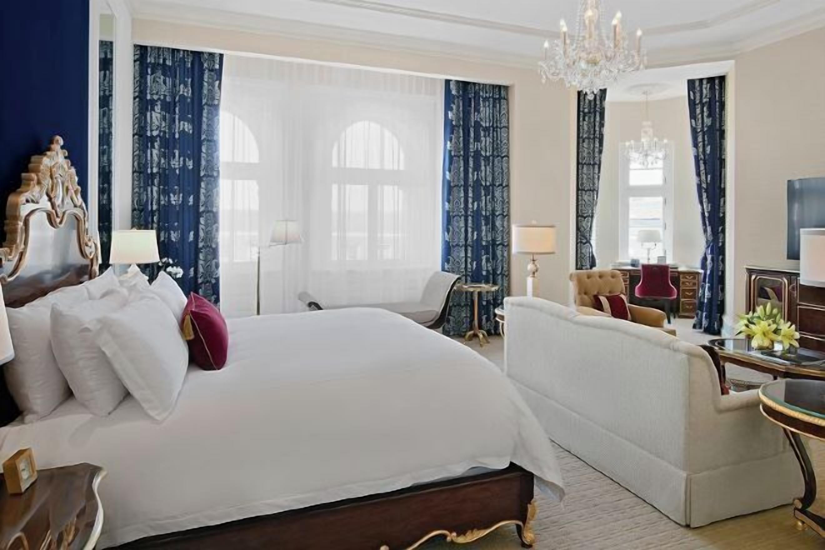 Egyptian cotton sheets, premium bedding, down duvets, pillow-top beds