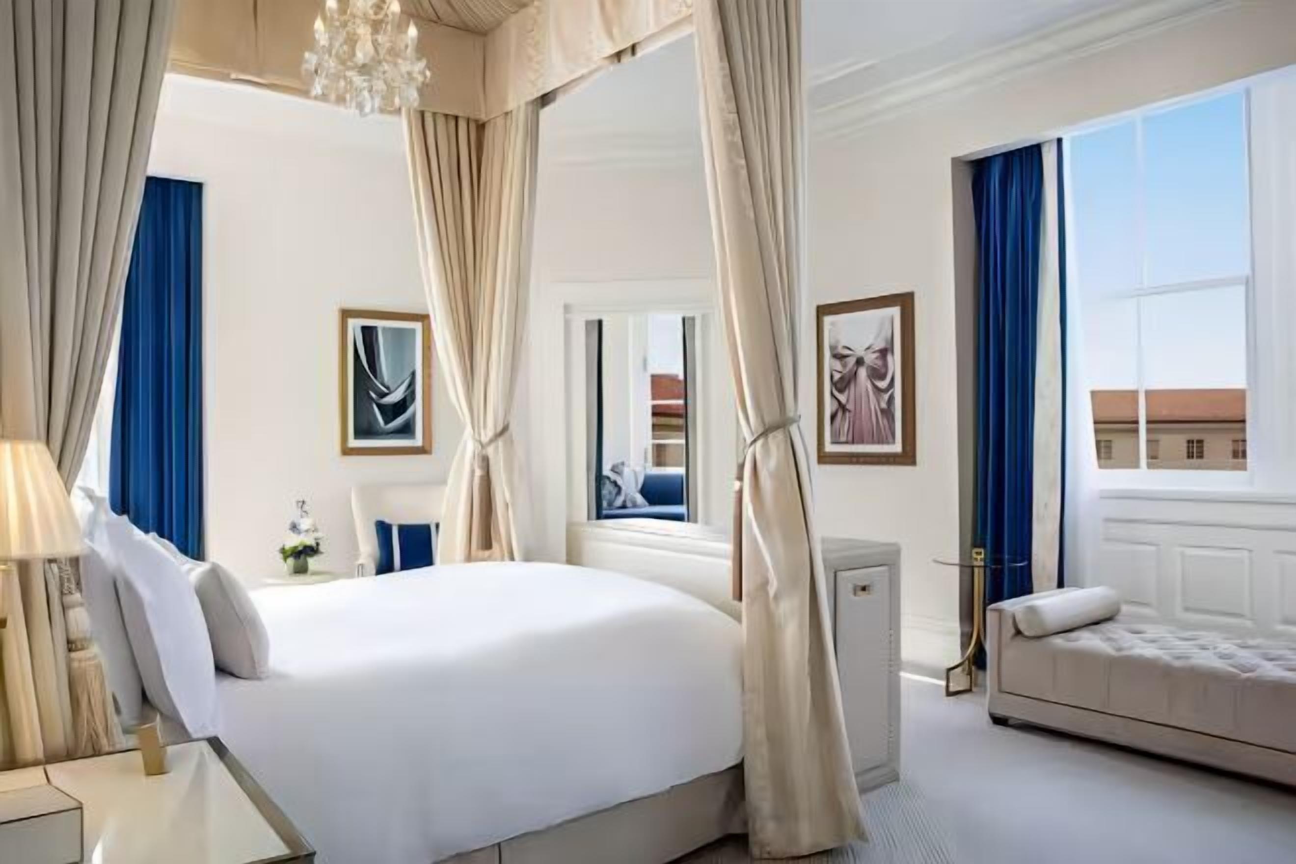 Egyptian cotton sheets, premium bedding, down duvets, pillow-top beds