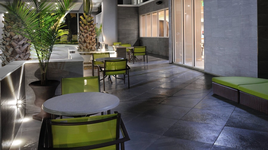 SpringHill Suites by Marriott San Antonio NW at The Rim