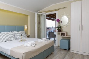 Deluxe Suite, Mountain View | In-room safe, desk, soundproofing, rollaway beds - Ammos Beach Seaside Luxury Suites (Katerini)
