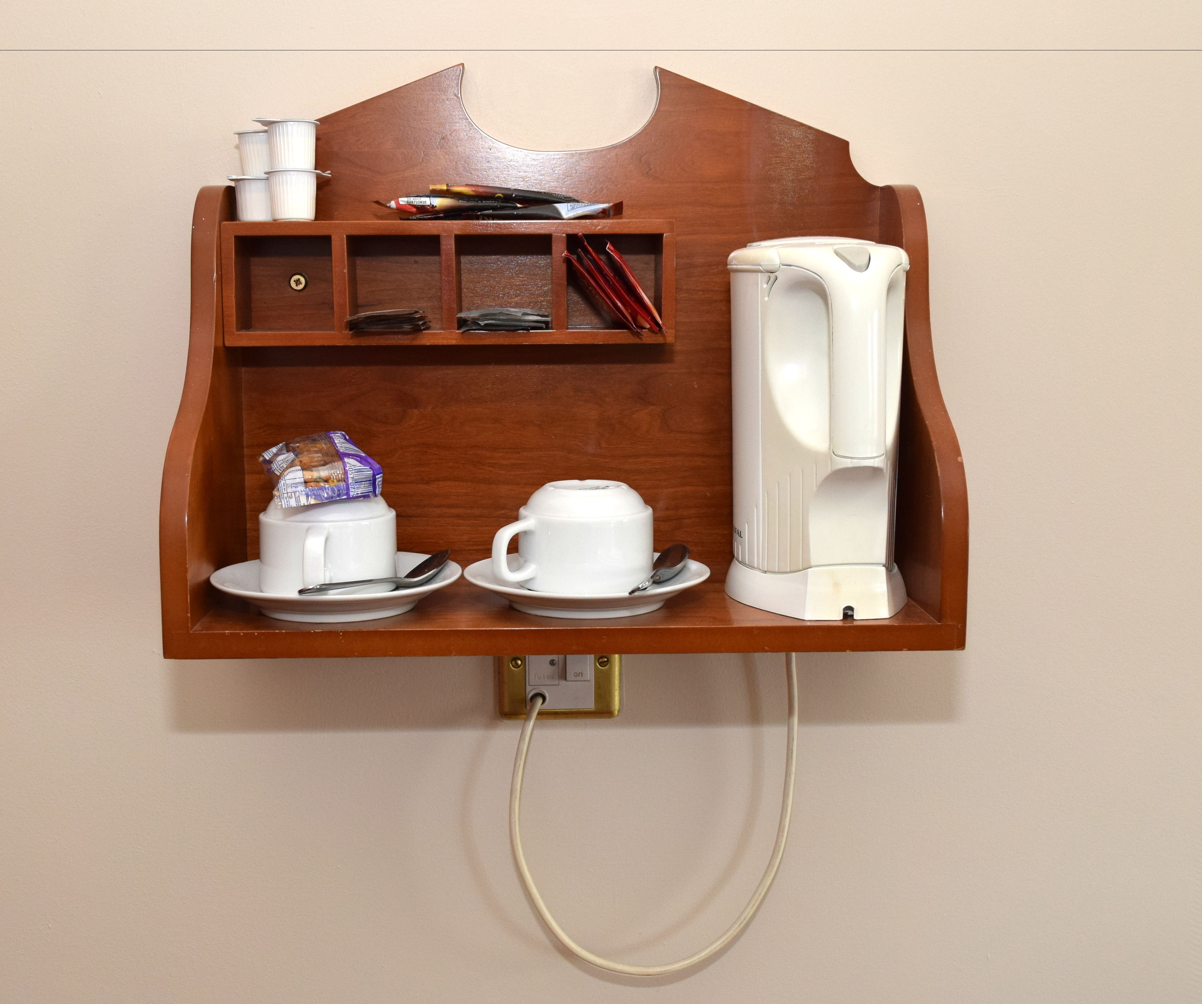 triple room | premium bedding, desk, iron/ironing board, free cots/infant beds