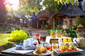 Breakfast meal - Morning Glory Cottages (Gariep)