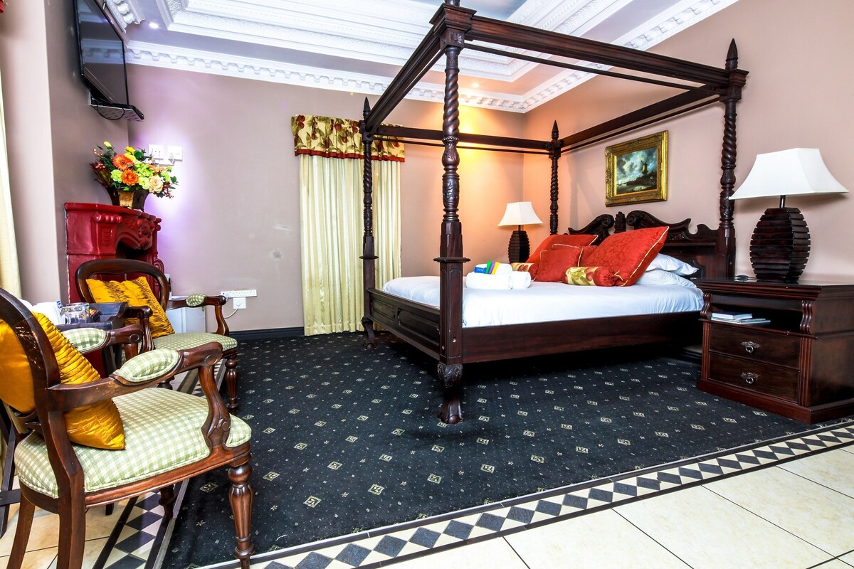 Presidential Room | Tempur-Pedic beds, in-room safe, individually decorated