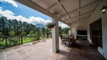 Family Cottage, 3 Bedrooms, Valley View, Mountainside | View from room