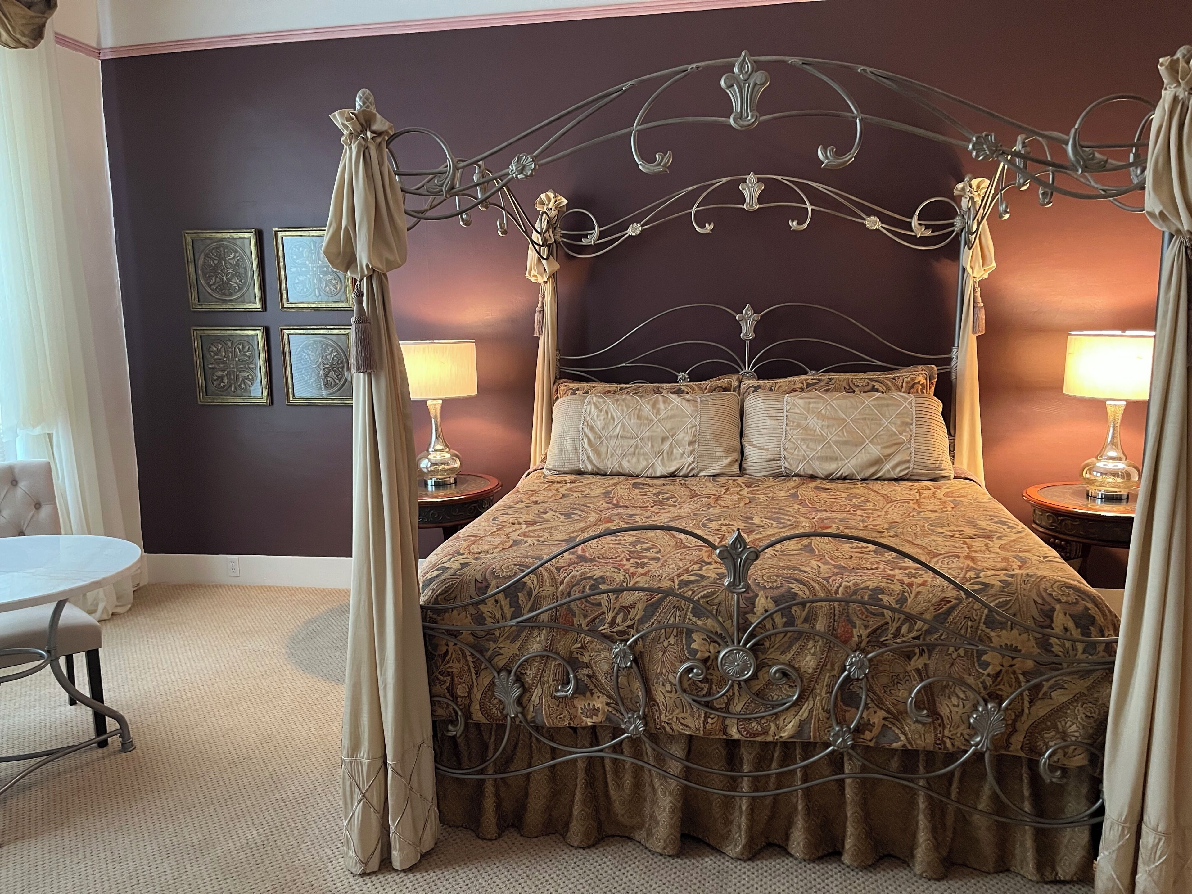 客房, 1 張特大雙人床 | 熨斗/熨衣板、免費無線上網