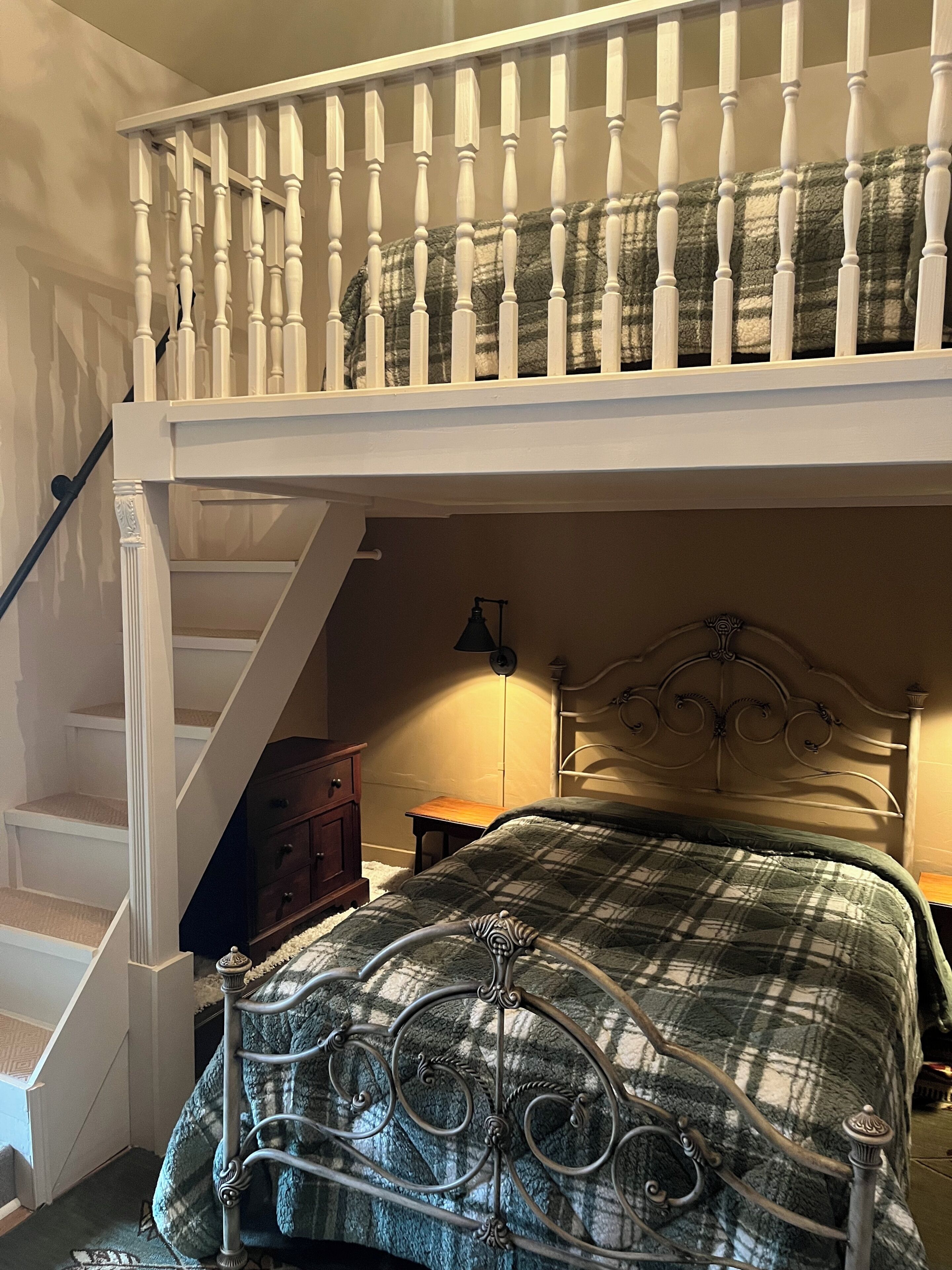 جناح عائلي | مكواة/لوح كي وواي فاي مجانًا