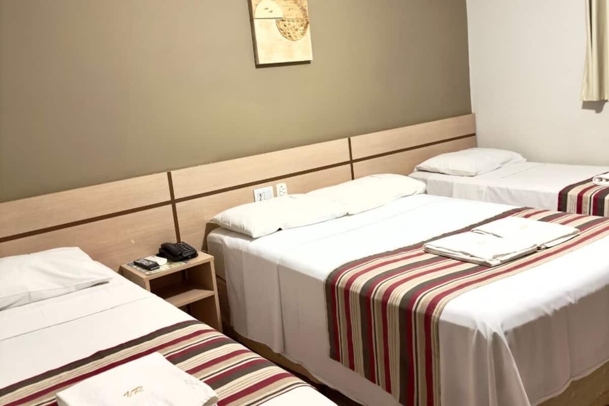 Quádruplo Família | Minibar, tende oscuranti, culle/letti per bambini (gratuiti)